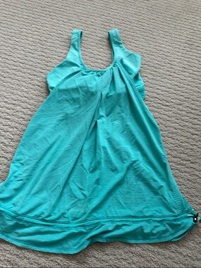 Lululemon Aquamarine Racerback Workout Tank With Bra